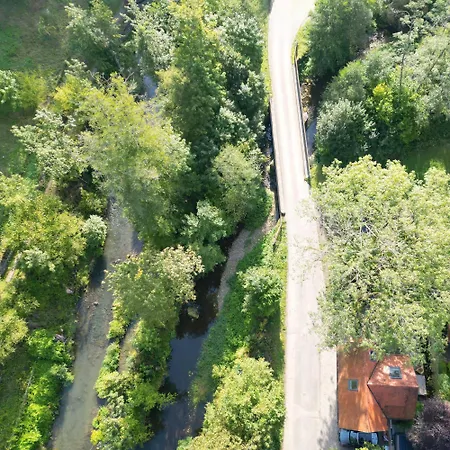 Tauberchalet I Whirlpool, Sauna, & Detoxvibes I Privates Boutiquechalet Fuer Bis 6 Personen