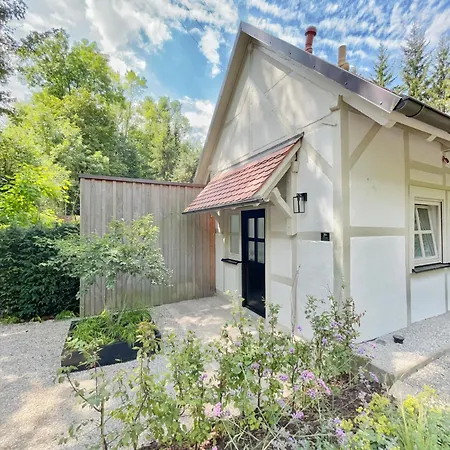 Tauberchalet I Whirlpool, Sauna, & Detoxvibes I Privates Boutiquechalet Fuer Bis 6 Personen
