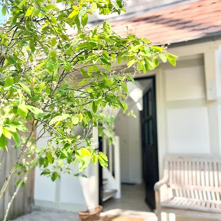 Tauberchalet I Whirlpool, Sauna, & Detoxvibes I Privates Boutiquechalet Fuer Bis 6 Personen Rothenburg ob der Tauber