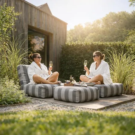 Tauberchalet I Boutique Private Spa Ferienhaus I Slow Mornings I Warm Water I Quiet Luxury Σπίτι διακοπών