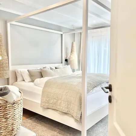 Tauberchalet I Boutique Private Spa Ferienhaus I Slow Mornings I Warm Water I Quiet Luxury
