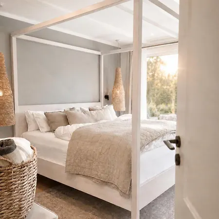 Σπίτι διακοπών Tauberchalet I Boutique Private Spa Ferienhaus I Slow Mornings I Warm Water I Quiet Luxury