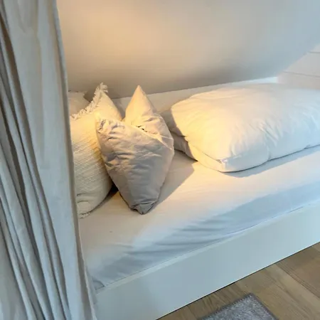 Tauberchalet I Boutique Private Spa Ferienhaus I Slow Mornings I Warm Water I Quiet Luxury Σπίτι διακοπών *