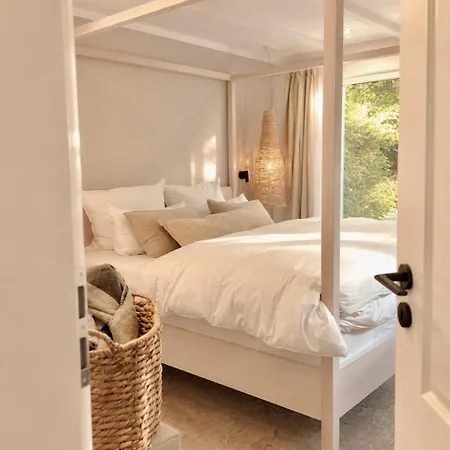 Tauberchalet I Boutique Private I Slow Mornings I Warm Water I Quiet Luxury