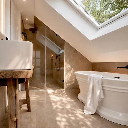 Tauberchalet I Boutique Private I Slow Mornings I Warm Water I Quiet Luxury * Rothenburg ob der Tauber