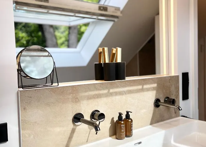 Tauberchalet I Privates Boutique-ferienhaus Mit Whirlpool, Sauna, Garten, Naturmagie&zellboost Ferienhaus